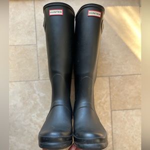 Hunter Womens Original Tall Rain boot size 10